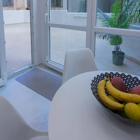 招待所 Diamante Luxury 3*